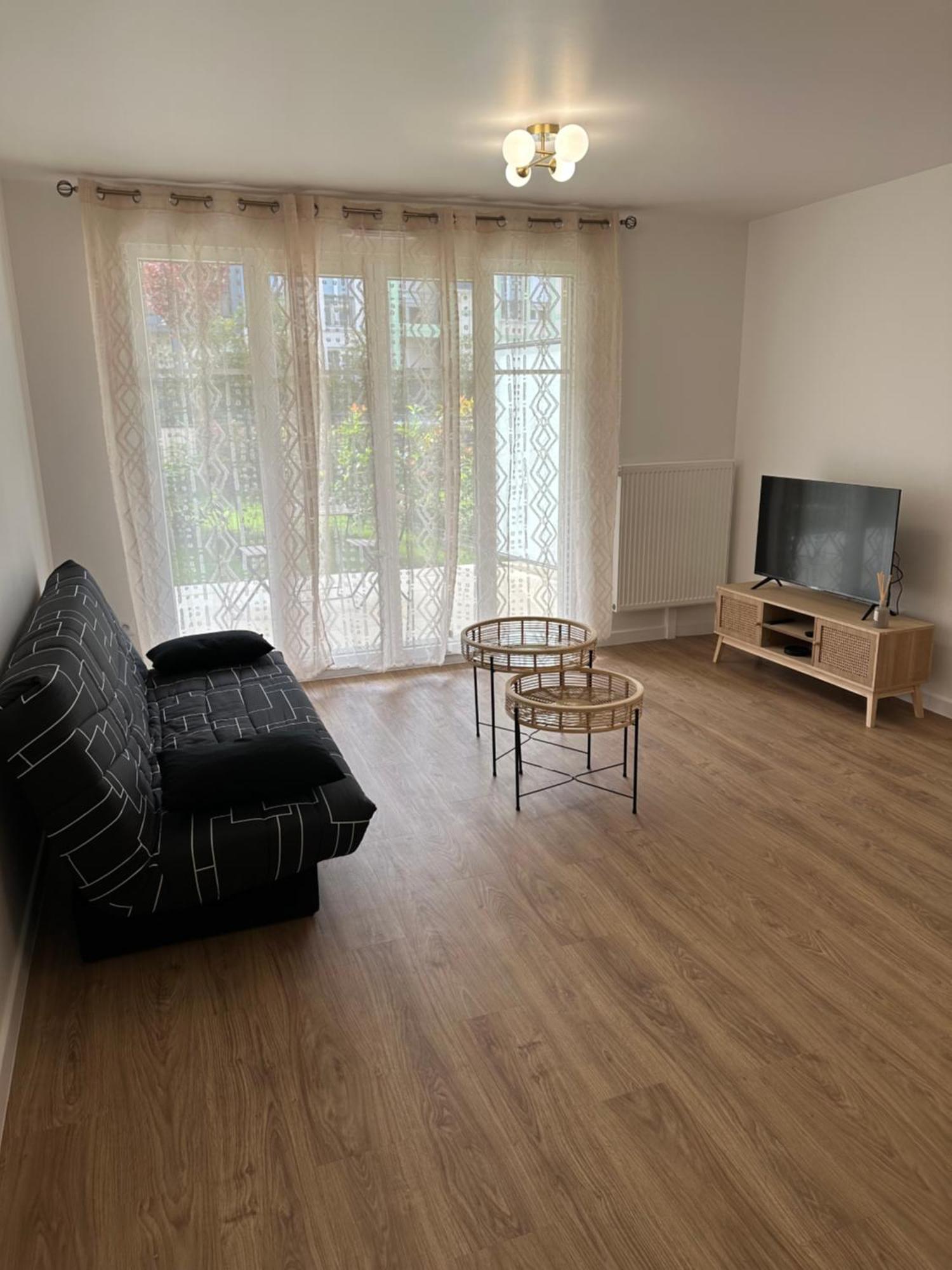 Appartement 2 Pieces Neuf Avec Sont Jardin Prive Franconville  Zewnętrze zdjęcie
